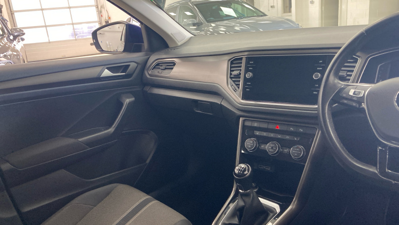 Volkswagen T-Roc 1.0 TSI SE 5dr Petrol Hatchback